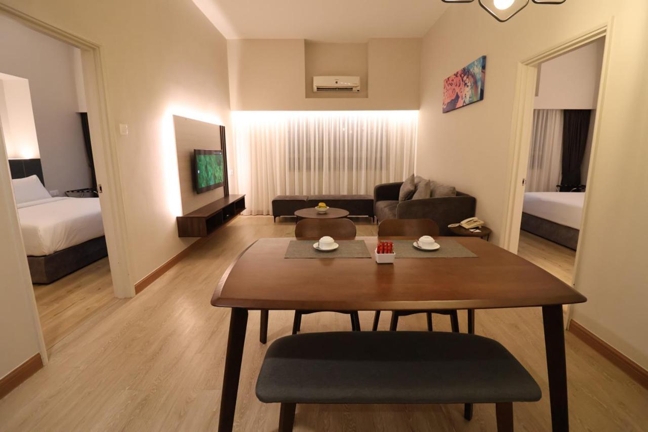 Hotel Crown Regency Serviced 3*
