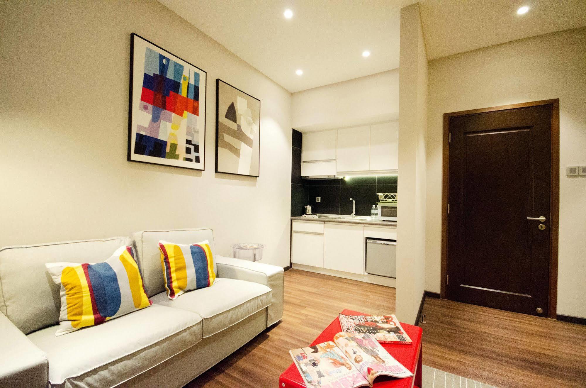 Hotel Crown Regency Serviced